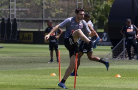 Mauro Boselli durante treino na manhã desta terça
