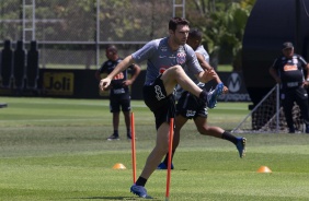 Mauro Boselli durante treino na manh desta tera