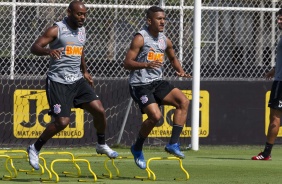 Vagner Love e Matheus Davó em treino desta quarta-feira