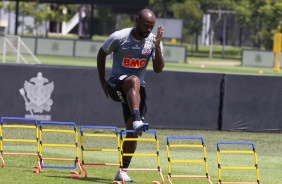 Vagner Love em treino desta tera no CT