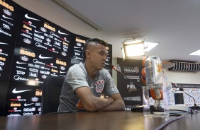 Volante Víctor Cantillo concede entrevista no CT Joaquim Grava