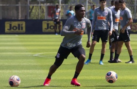 Yony González em treino desta quarta-feira