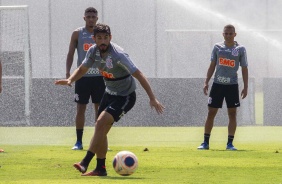 Bruno Méndez, Janderson e Éderson treinam nesta sexta-feira