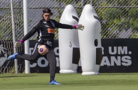 Cssio durante treino deste sbado no CT Joaquim Grava