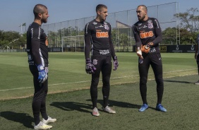 Goleiros do Corinthians antes do ltimo treino para enfrentar o Ituano