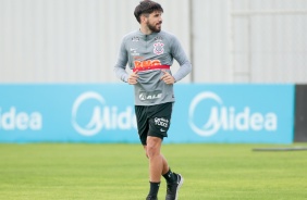 Bruno Mndez em treinamento no CT Joaquim Grava