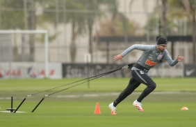 Pedro Henrique em treinamento no CT Joaquim Grava