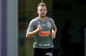 Carlos Augusto no CT Joaquim Grava em dia de testes físico