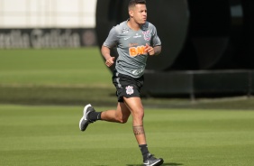 Sidcley no CT Joaquim Grava em dia de testes físico