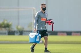 Volante Ramiro no CT Joaquim Grava em dia de testes físico
