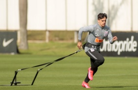 Fagner no treino desta quinta-feira no CT
