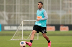 Gabriel no treino desta sexta-feira no CT Joaquim Grava