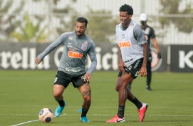 Gil no treino desta quinta-feira no CT