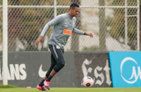 J no treino desta sexta-feira no CT Joaquim Grava