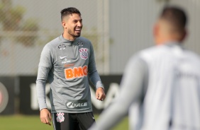 Pedro Henrique no treino desta quinta-feira no CT
