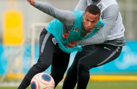 Pedro Henrique no treino desta sexta-feira no CT Joaquim Grava