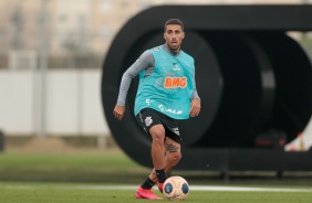 Gabriel no treino desta sexta-feira no CT Joaquim Grava