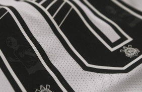 Detalhe com a foto do Neto no nmero da camisa nova