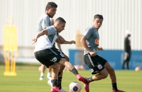 Jogadores no treino na manh desta segunda-feira 06 no CT Joaquim Grava