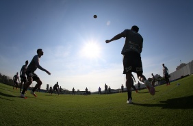 Jogadores no treino na manh desta segunda-feira 06 no CT Joaquim Grava