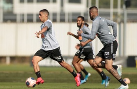 Jogadores no treino na manh desta segunda-feira 06 no CT Joaquim Grava