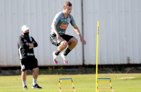 Jogadores no treino da manh desta segunda-feira (13), no CT Dr. Joaquim Grava
