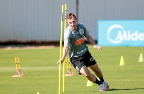 Jogadores no treino da manh desta segunda-feira (13), no CT Dr. Joaquim Grava
