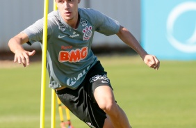 Jogadores no treino da manh desta segunda-feira (13), no CT Dr. Joaquim Grava