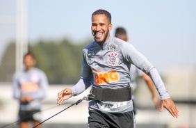 Jogadores no treino da manh desta segunda-feira (13), no CT Dr. Joaquim Grava