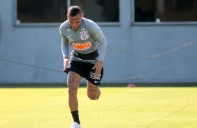 Jogadores no treino da manh desta segunda-feira (13), no CT Dr. Joaquim Grava