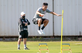 Jogadores no treino da manh desta segunda-feira (13), no CT Dr. Joaquim Grava