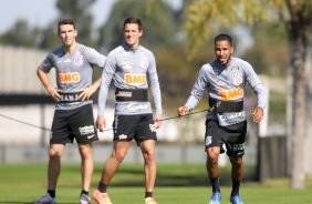 Jogadores no treino da manh desta segunda-feira (13), no CT Dr. Joaquim Grava