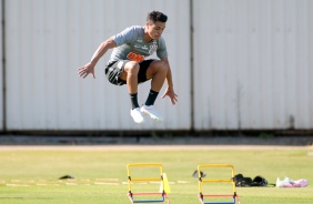 Jogadores no treino da manh desta segunda-feira (13), no CT Dr. Joaquim Grava
