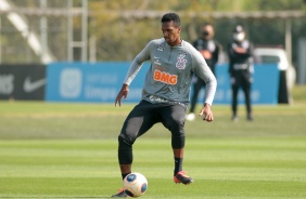 Jogadores na atividade da manh deste sbado (18), no CT Dr. Joaquim Grava