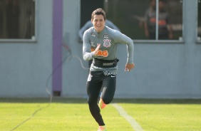 Jogadores na atividade da manh deste sbado (18), no CT Dr. Joaquim Grava