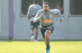 Mateus Vital na atividade da manh deste sbado (18), no CT Dr. Joaquim Grava