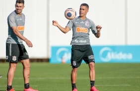 Danilo Avelar e Gabriel na atividade da tarde desta segunda-feira (20), no CT Dr. Joaquim Grava