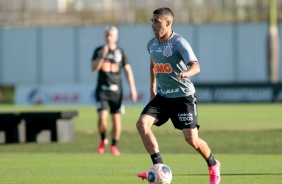 Gabriel no ltimo treino do Corinthians antes do Drbi desta quarta-feira