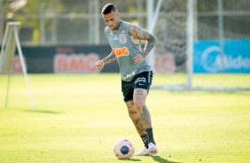 Luan no treino desta sexta-feira no CT Joaquim Grava