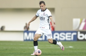 Carlos Augusto em ao contra o Oeste pela ltima rodada da primeira fase do Campeonato Paulista