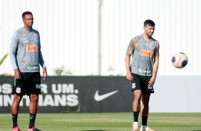 J e Camacho no treino desta sexta-feira no CT Joaquim Grava