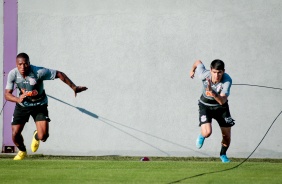 Jogadores na atividade da tarde desta segunda-feira no CT Dr. Joaquim Grava