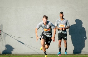 Jogadores na atividade da tarde desta segunda-feira no CT Dr. Joaquim Grava