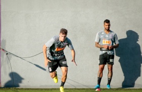 Jogadores na atividade da tarde desta segunda-feira no CT Dr. Joaquim Grava