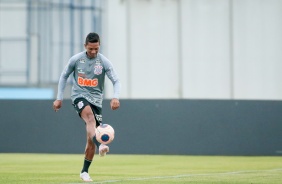 Gabriel no treino da tarde desta quarta-feira no CT Dr. Joaquim Grava