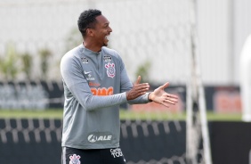 Atacante J no ltimo treino do Corinthians antes do jogo contra o Mirassol