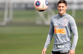 Mateus Vital no último treino do Corinthians antes do jogo contra o Mirassol