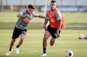 Jogadores na atividade da tarde desta segunda-feira (03), no CT Dr. Joaquim Grava