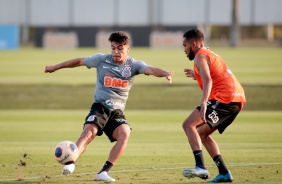 Jogadores na atividade da tarde desta segunda-feira (03), no CT Dr. Joaquim Grava