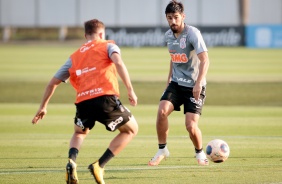 Jogadores na atividade da tarde desta segunda-feira (03), no CT Dr. Joaquim Grava